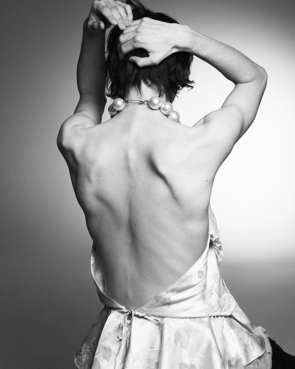 Theo Sion Photographs for Middle Plane No. 10 – News – DoBeDo